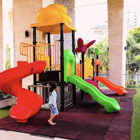The Peak Towers Pattaya Apartment Exterior photo