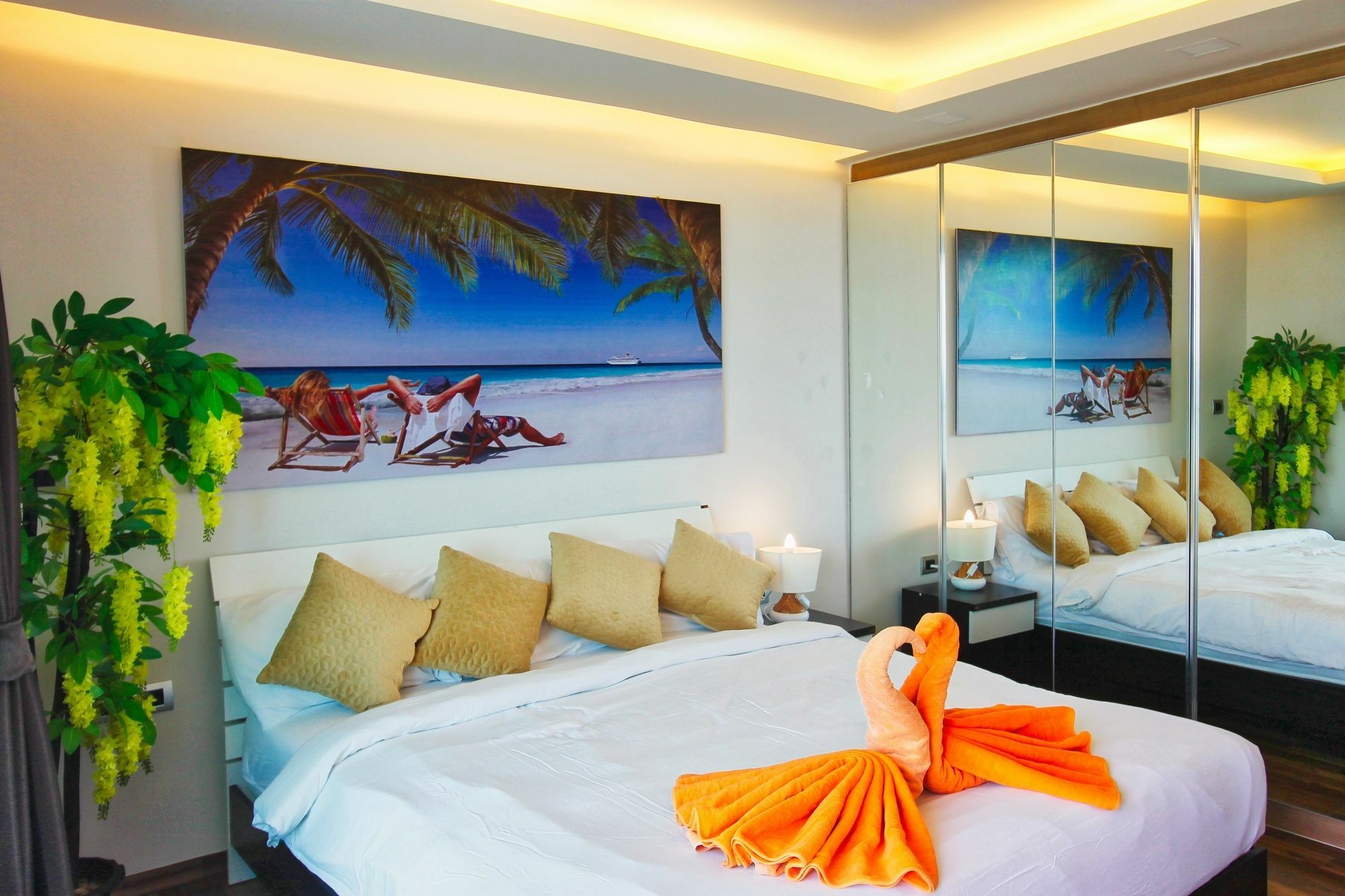 The Peak Towers Pattaya Apartment Exterior photo